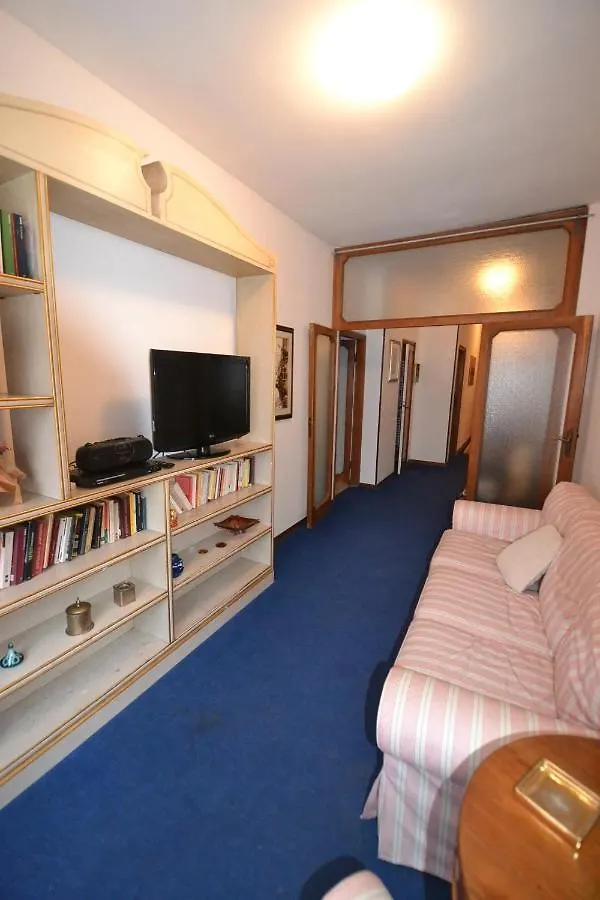 Apartment Santa Marina 5896