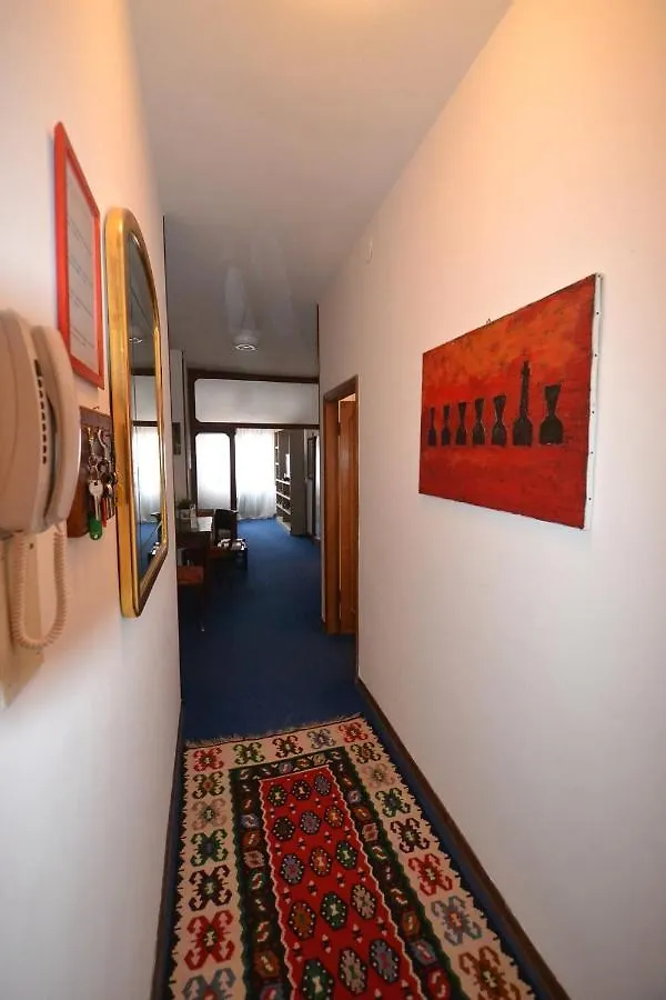 Santa Marina 5896 Apartment